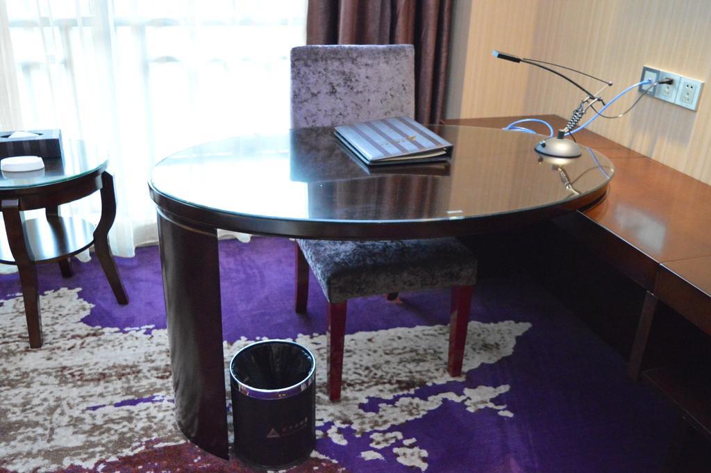 Aimoer Hotel 포산 시 객실 사진