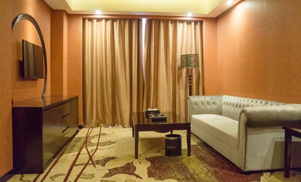 Aimoer Hotel 포산 시 객실 사진