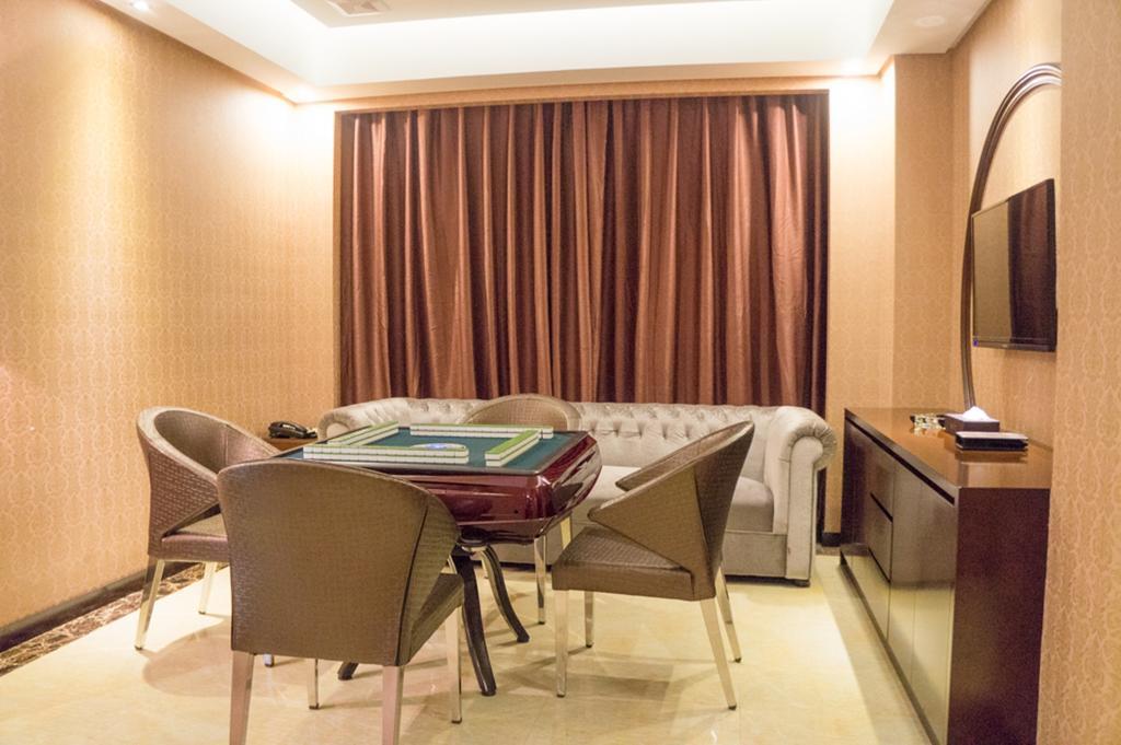 Aimoer Hotel 포산 시 외부 사진